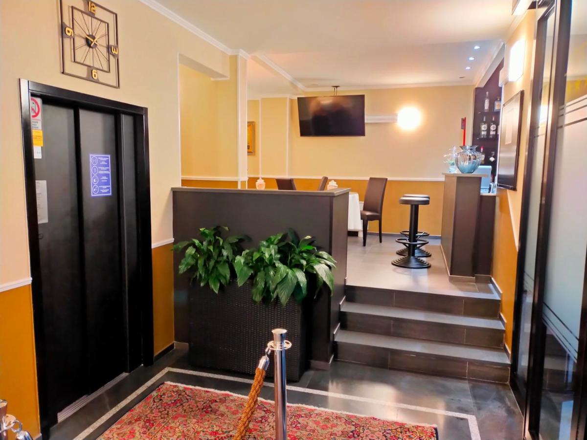 Hotel Valentino Du Parc Турин Экстерьер фото